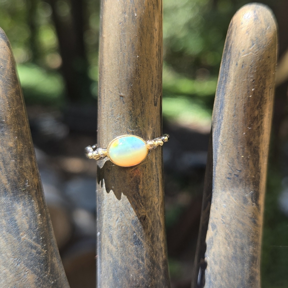 Opal Sterling Rhodium & Gold Ring Sz6 - Picture 3 of 8